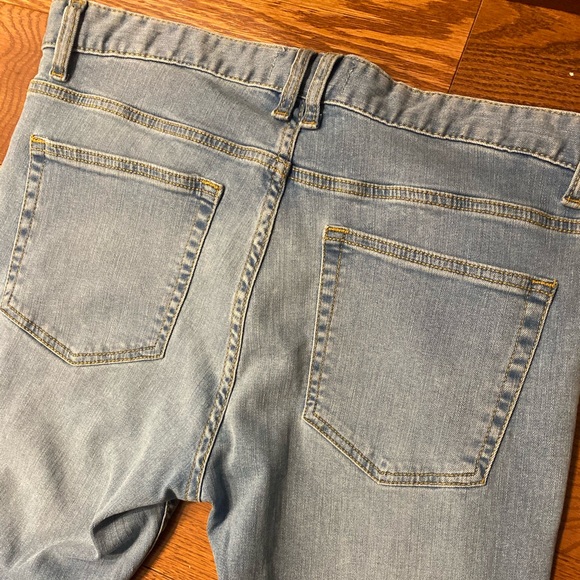 Forever 21 Ripped Skinny Jeans - Picture 9 of 9